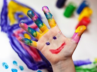 Buoni servizio per minori a Trani, manifestazioni d'interesse entro il prossimo 6 agosto