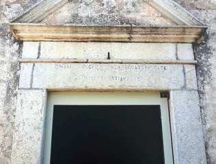 Trani, terzo sfregio in due anni contro la cappella di via del Serrone. Caffarella: «Un autentico accanimento»