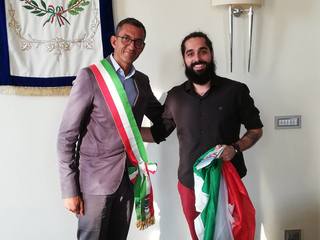 Dopo nove mesi in città diventa italiano: la storia di Giulherme, primo cittadino di Trani «iure sanguinis»