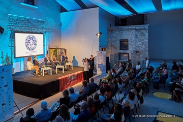 Dialoghi di Trani, Bottaro: «Un patrimonio dell'intero territorio». Pomarico: «Sì, ma noi privati abbiamo bisogno di partecipazione e sostegno»