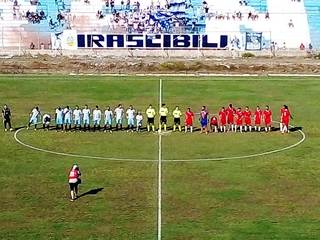 Negro risponde a Ciriolo: Trani-Avetrana 1-1. Partita sospesa tre minuti per malore in gradinata: nulla di grave