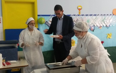 Mensa a Trani, per la prima settimana di ottobre pasti anche a chi non è ancora in regola