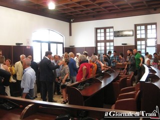 Trani, riprende oggi il consiglio comunale: da approvare debiti fuori bilancio per quasi 75mila euro