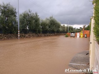 VIDEO. Maltempo a Trani, disagi alla circolazione