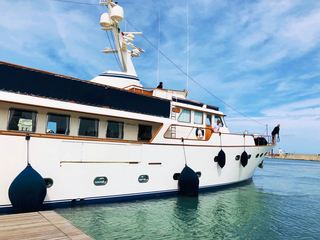 Porto di Trani, trentatré metri di lusso attraccati in darsena. E l'armatore di Gardenia promette: «Qui tornerò sempre»