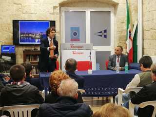 Mare e plastica, a Trani fanno meno paura: «Il segreto? La collaborazione fra Comune e associazioni»