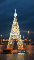A Trani piazza Quercia si illumina con Despar