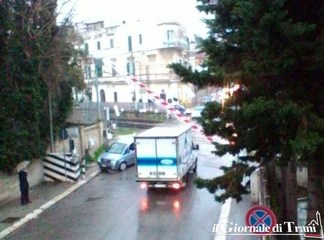 «La sbarra sul tetto», a Trani e nei migliori passaggi a livello