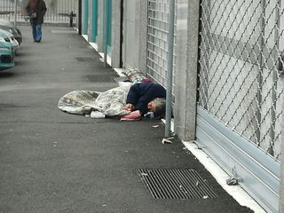 Trani, viva l'accoglienza: soccorso e ristorato, all'addiaccio in via Pozzopiano, 60enne senzatetto con sintomi di ipotermia