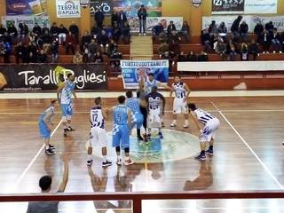 Fortitudo prima con record: mai una squadra di Trani aveva vinto subendo appena 30 punti