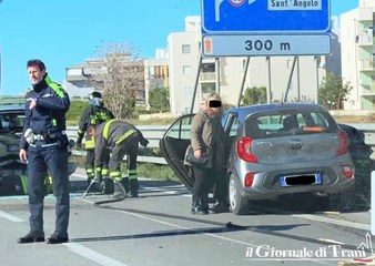 Impatto fra due veicoli fra Trani centro e Sant'Angelo: lievi le conseguenze per gli occupanti, lunga la coda
