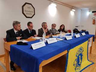 Il caso Gazzetta discusso nella biblioteca di Trani, Sbisà (Cdr): «Noi, stretti fra una legge che ci ingessa e la speranza di un nuovo editore»