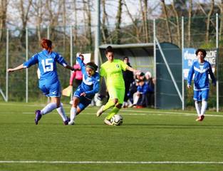 Napoli travolge 7-0 Trani, che scivola in zona playout