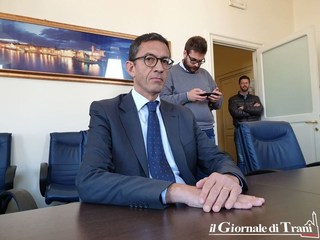 Già troppo tardi per tornare subito alle urne: il sindaco di Trani oggi troverà i numeri e la prossima settimana ricostituirà la giunta