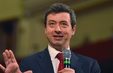 «Tutela dell’ambiente, consumo del suolo e rigenerazione urbana»: oggi a Trani torna Andrea Orlando