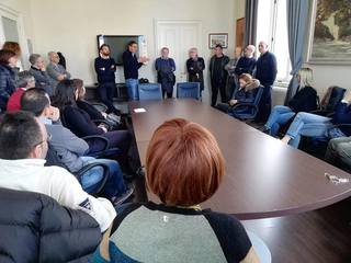 Incomprensioni con Spinazzola e ricorso di un candidato: il Comune di Trani annulla in autotutela l'assunzione di una professionista