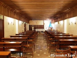 Ex ospedale di Trani, rubata la tovaglia dall'altare della cappella: è stata una ragazza. Appello del cappellano affinché la restituisca