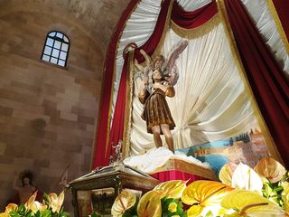 Trani religiosa, San Nicola Pellegrino in processione in occasione della festa liturgica del Santo Patrono