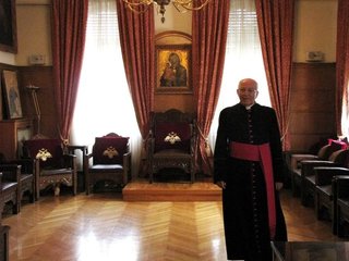 Trani e la sua diocesi danno l'addio a don Savino Giannotti: aveva 79 anni. Camera ardente agli Angeli Custodi, domani le esequie in cattedrale
