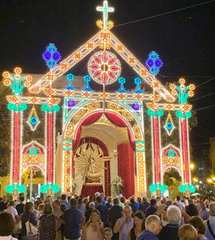 VIDEO. Festa patronale di Trani: foto e video di un sabato da incorniciare, nonostante il mare mosso