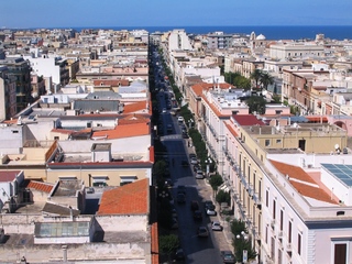 Crepe in un appartamento nel centro di Trani, inibito l'accesso all'intero secondo piano