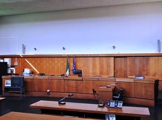 Processo contro tre ex giudici di Trani ed altri imputati, domani a Lecce la prima udienza. L'Ordine degli avvocati si costituirà parte civile