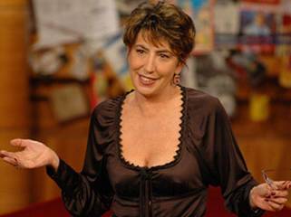 Dialoghi di Trani, oggi la cerimonia di premiazione del Premio Megamark. Il programma della quarta giornata