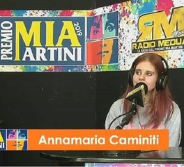 Da Trani in Calabria per cercare di vincere il premio Mia Martini: in gara la tredicenne Annamaria Caminiti