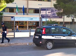 Scuole sicure, da oggi presidio della polizia locale davanti ai plessi