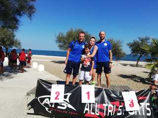 Assi Triathlon, alla gara di Barletta secondo e terzo posto con Erika Ciccolella e Giovanni Angelilli