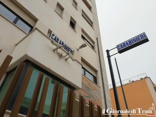 Aveva minacciato con una pistola tre minorenni, il questore di Bari dispone la chiusura della sua pizzeria