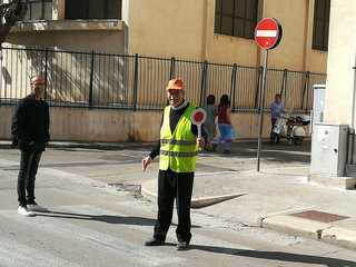 Auser Trani, è ripartita l'attività di presidio fuori dalle scuole con i nonni vigili