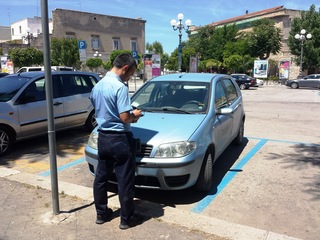 Sosta a pagamento a Trani, rebus ancora irrisolto: gara o ancora Amet? Ma il «caso Barletta» consiglia prudenza nell'affidarsi ad esterni