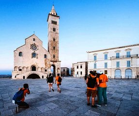 Trani turistica, boom di arrivi e presenze nel 2018. E l'anno in corso dovrebbe chiudersi con un ulteriore primato