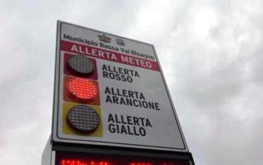 Allerta arancione e burrasca in arrivo: a Trani scuole chiuse questo martedì, 12 novembre