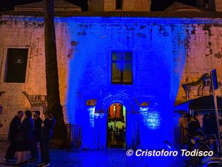 San Francesco illuminata di blu: Trani, via alle tre giorni per la diagnosi precoce del diabete