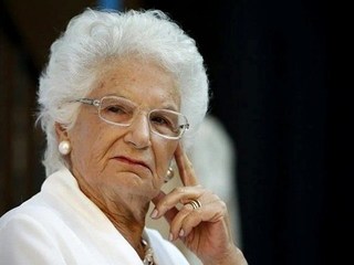 La proposta dell'associazione Sandro Pertini: «Conferire la cittadinanza onoraria di Trani a Liliana Segre»