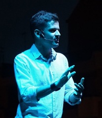 Oggi alla Biblioteca di Babele Andrea Martina presenta il romanzo 