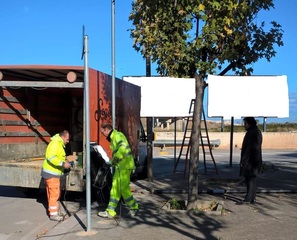 Impianti pubblicitari abusivi, partita ieri la rimozione nella zona nord. Multe per gli inserzionisti e titolari dei pali