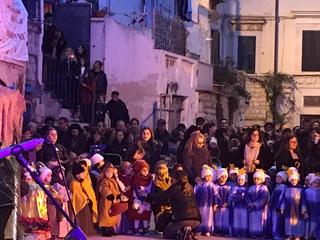 Natale, accoglienza e inclusione nel recital 