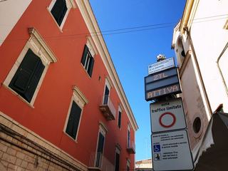 Trani, fioccano le multe. Anzi raddoppiano: 2 milioni di euro nel 2019, contro un milione inizialmente previsto