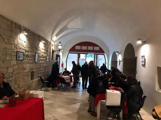 Primarie Pd per il candidato governatore della Puglia, alle 12 affluenza a Trani in calo rispetto allo scorso anno