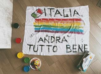 Coronavirus, striscioni e cartelloni per dire 