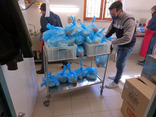 Coronavirus, la Caritas di Trani sempre vicina ai poveri. La nota di don Raffaele Sarno