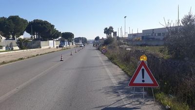 Coronavirus, predisposto un altro varco sulla strada provinciale 1. Chiusi il parco di via Polonia e l'ingresso retrostante di villa Bini