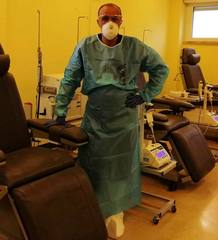 Coronavirus, la testimonianza di un infermiere dell'ex ospedale di Trani: «In quarant'anni ne ho viste tante, ma questo male li supera tutti»