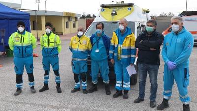 Coronavirus, a Brescia i volontari delle Misericordie di Puglia