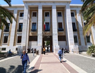 Coronavirus, 71enne in terapia intensiva al Policlinico. Assegnato alla Bat anche il decesso del giudice di Corrado, i casi a Trani diventano 15