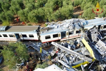 Scontro fra treni, depositata la sentenza del Gup di Trani: «Dirigente del Ministero assolta per avere terminato il suo incarico prima dell'effetto delle nuove norme»