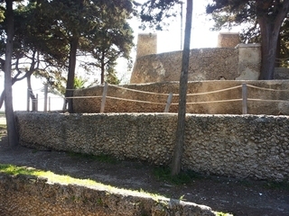 Cade un bambino dalla 